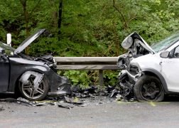 Toedlicher Unfall In Jena Frau Stirbt Bei Frontalcrash 05